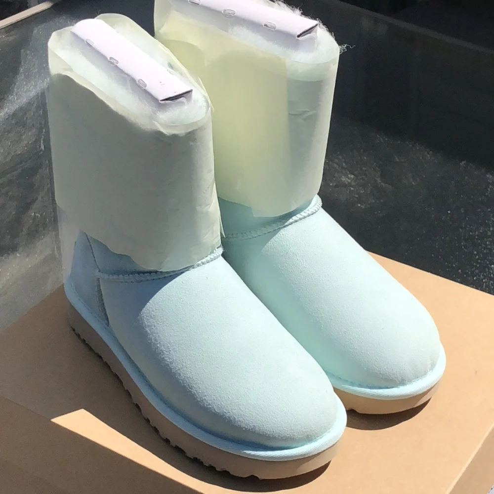 UGG Women's Bailey Bow II Boot - Picture 9 of 11